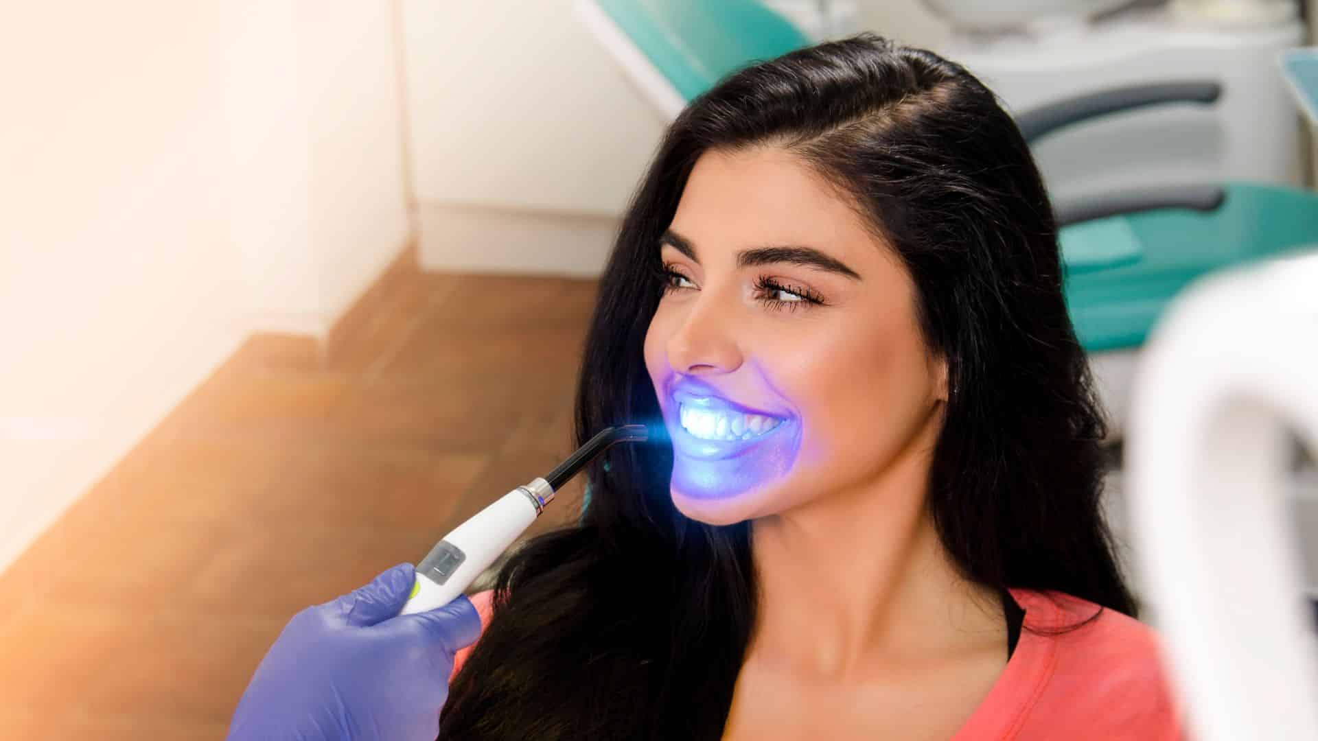 teeth whitening treatment in Knoxville